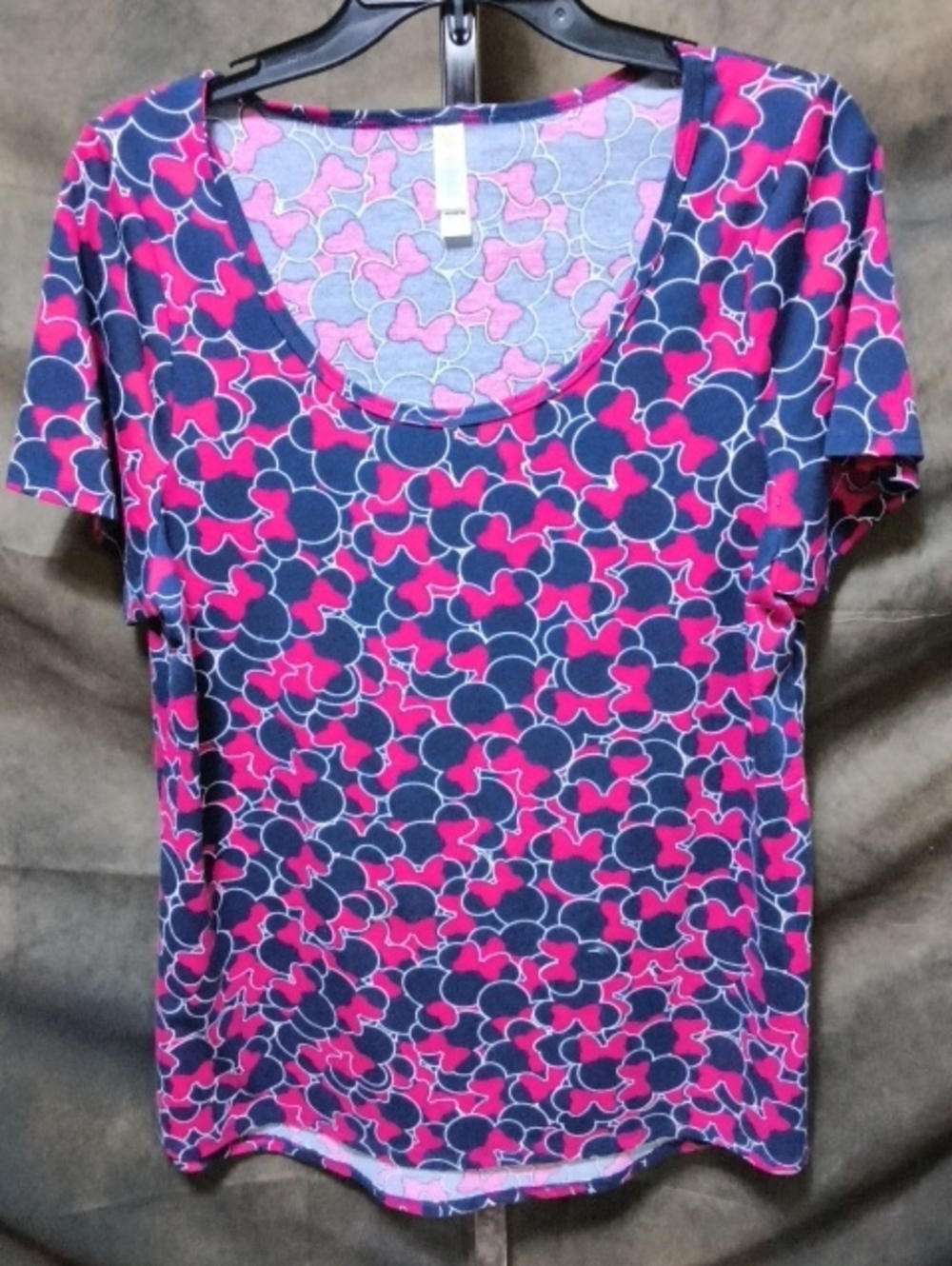 P11.  LulaRoe Pink & Navy Minnie Mouse Scoop Neck Tee